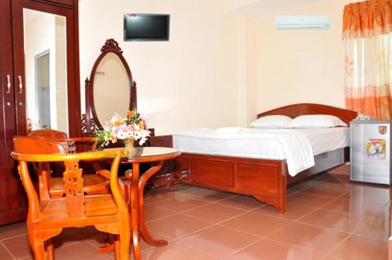 Thanh Nhan 1 Hotel Cà Mau Extérieur photo