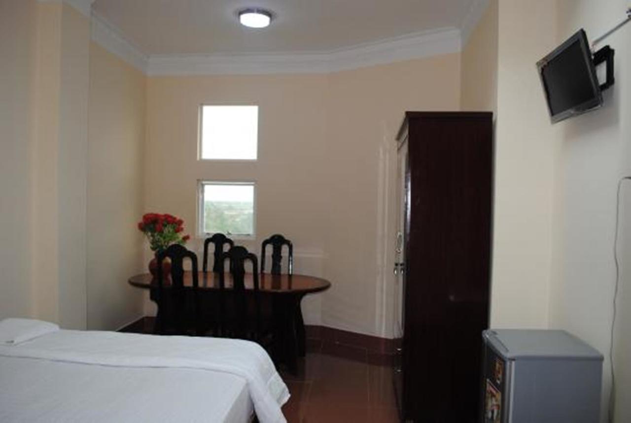 Thanh Nhan 1 Hotel Cà Mau Extérieur photo